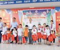Chương trình Vầng trăng yêu thương món quà ý nghĩa dành tặng các em mầm non ở Ứng Hoà 