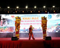Khai mạc Tuần Văn hóa du lịch và Xúc tiến <a style='color:#222' onclick='ga('send', 'event', 'trendings desktop', 'click','thương mại',1.00, {'nonInteraction': 1});' href='/thuong-truong/thuong-mai.html'>thương mại</a> tại Kiếp Bạc 