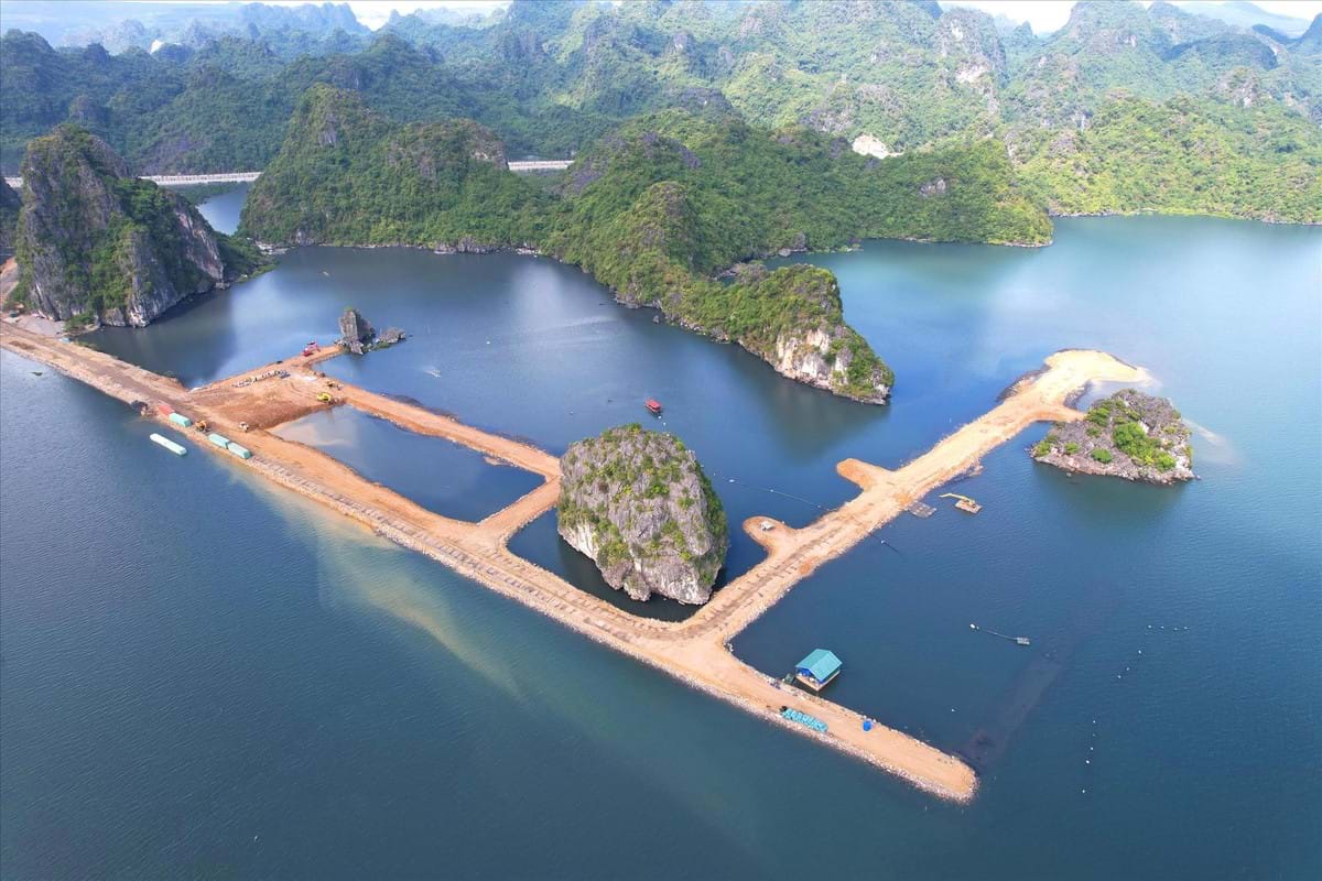 Quảng Ninh Khẩn trương kiểm tra dự án quây núi đá vịnh Hạ Long làm hòn non bộ 