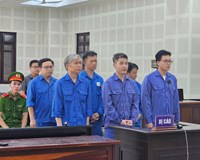 Lãnh đạo quận yêu cầu doanh nghiệp trúng thầu trích để tiếp khách