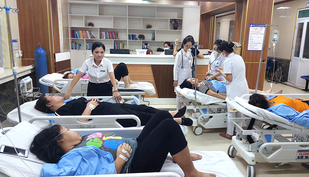 Vụ hơn 150 công nhân ngộ độc ở Phú Thọ Đình chỉ phạt nặng công ty cung ứng suất ăn Hoàng Thủy 