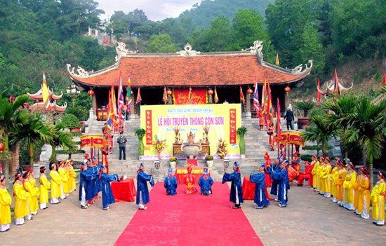Lễ hội mùa xuân Côn Sơn Kiếp Bạc năm 2025 diễn ra ngày nào 