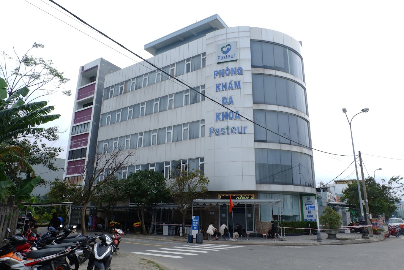 Đà Nẵng Hàng loạt phòng khám quảng cáo dịch vụ khám chữa bệnh khi chưa được kiểm chứng cấp phép