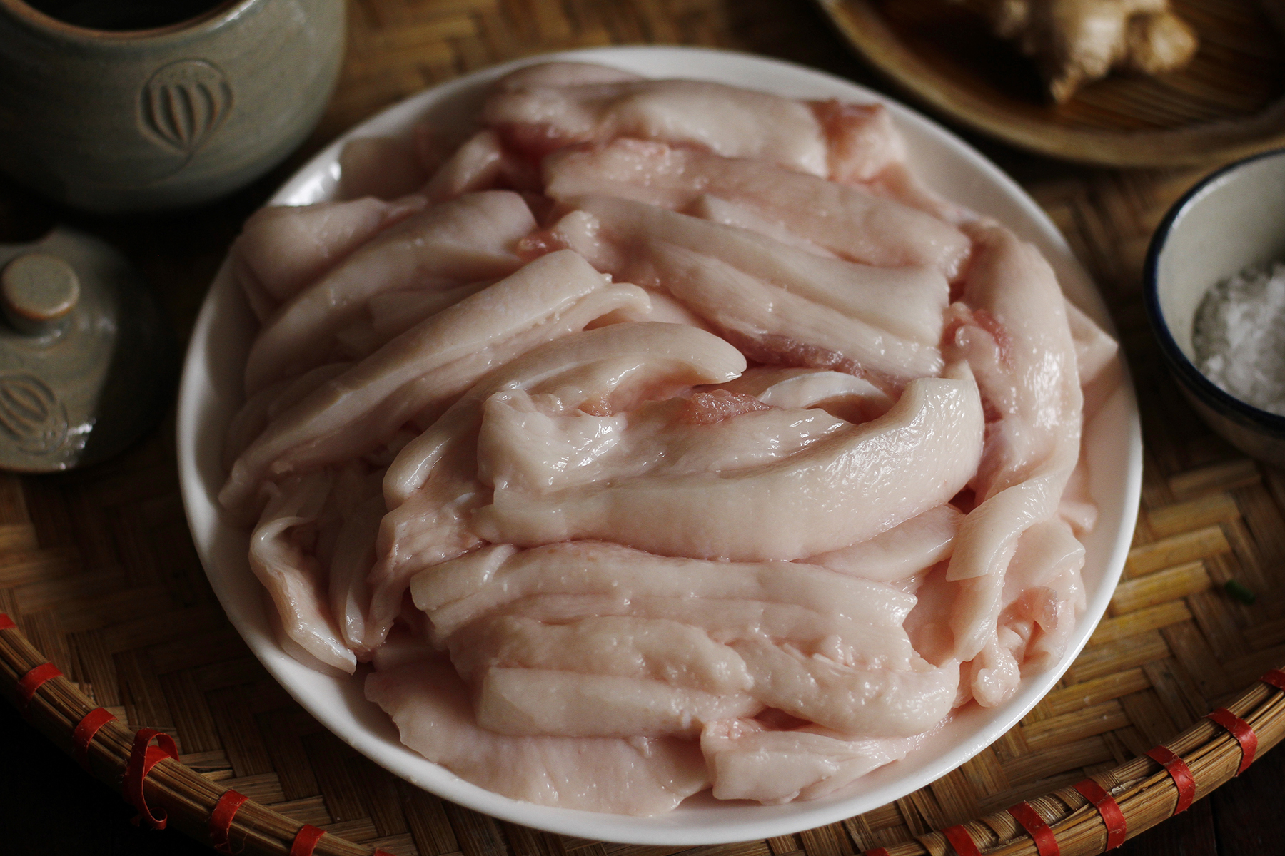 Mỡ heo đen Tây Bắc Đặc sản vùng cao giá cao hơn thịt thượng hạng 