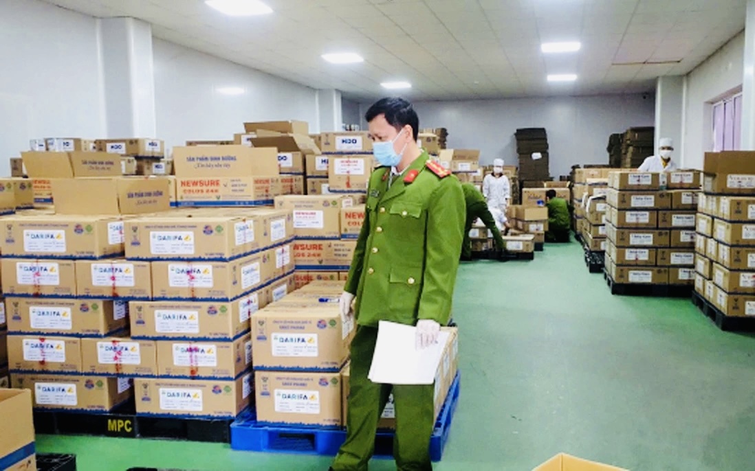 Thủ tướng yêu cầu đẩy nhanh điều tra vụ việc sản xuất sữa giả xử lý sai phạm quảng cáo 