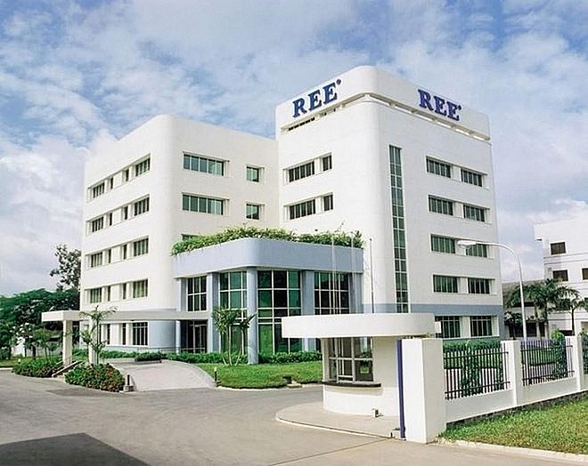 Vi phạm nhiều quy định về công bố thông tin Cơ điện lạnh REE bị phạt 210 triệu đồng 