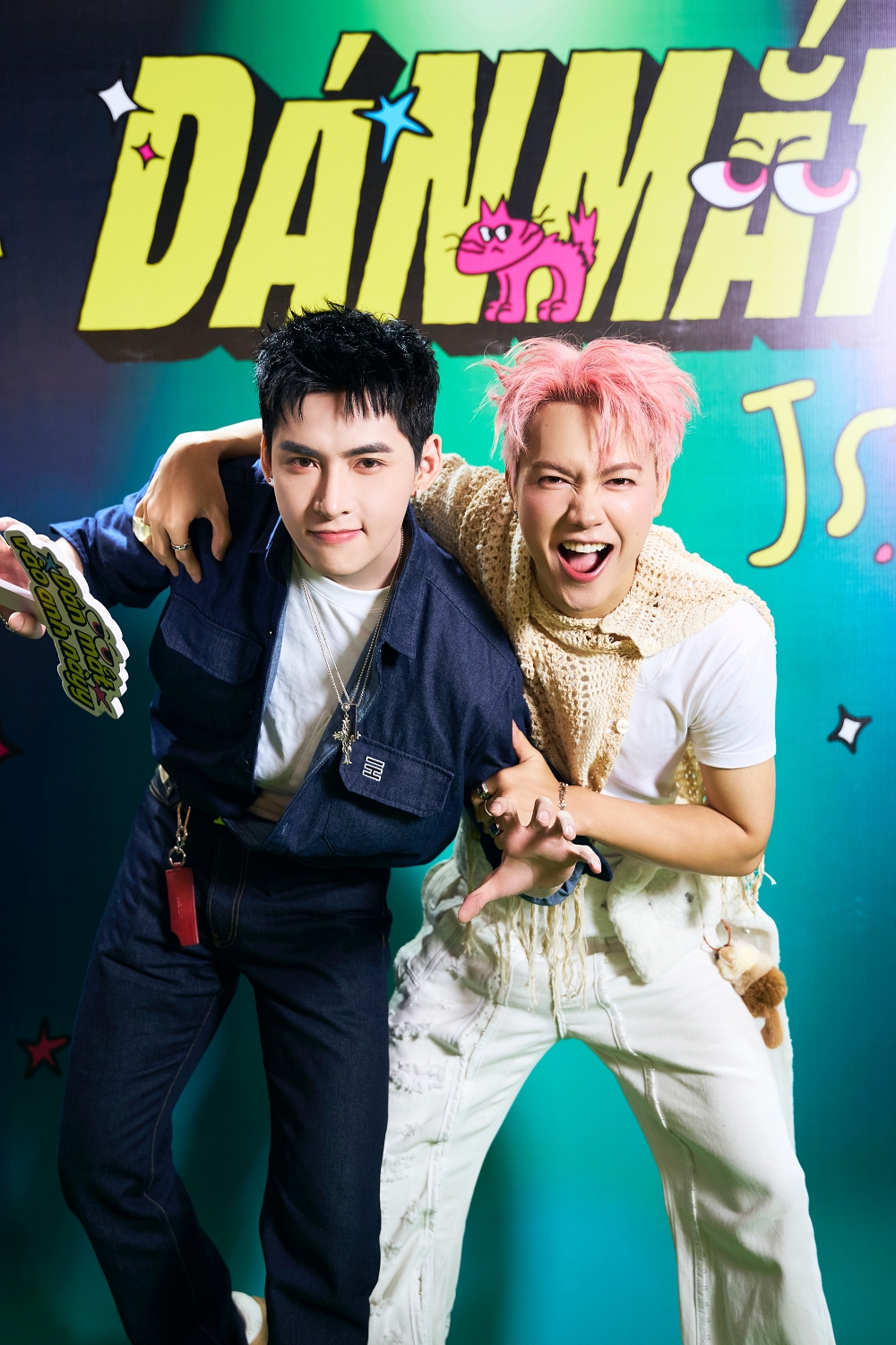 Lý do loạt anh trai em xinh ghen tị với JSOL