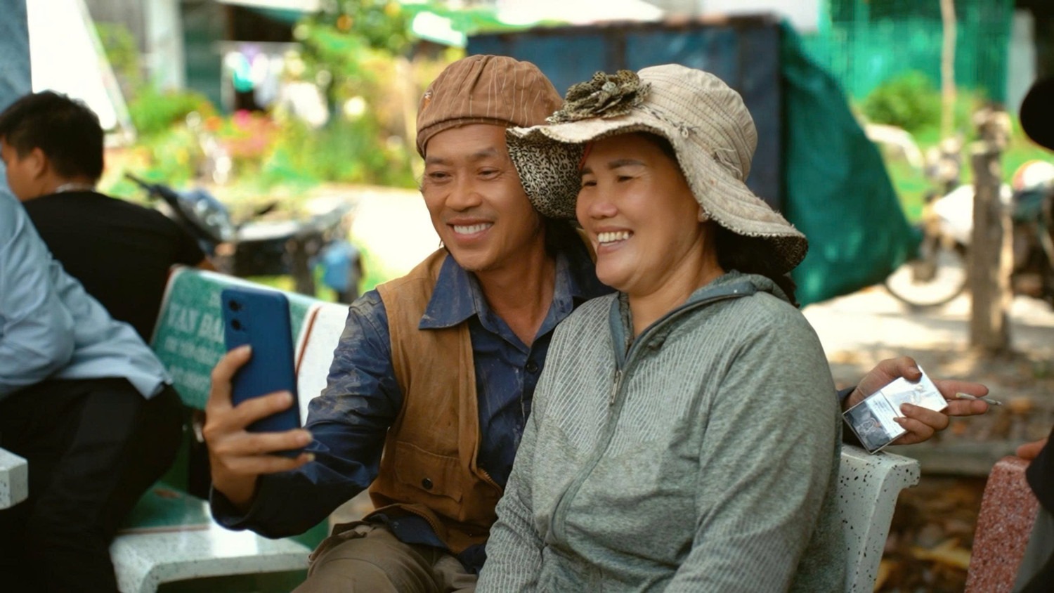 1 hành động nhỏ của NSƯT Hoài Linh chứng minh bản thân vẫn là nông dân chính hiệu