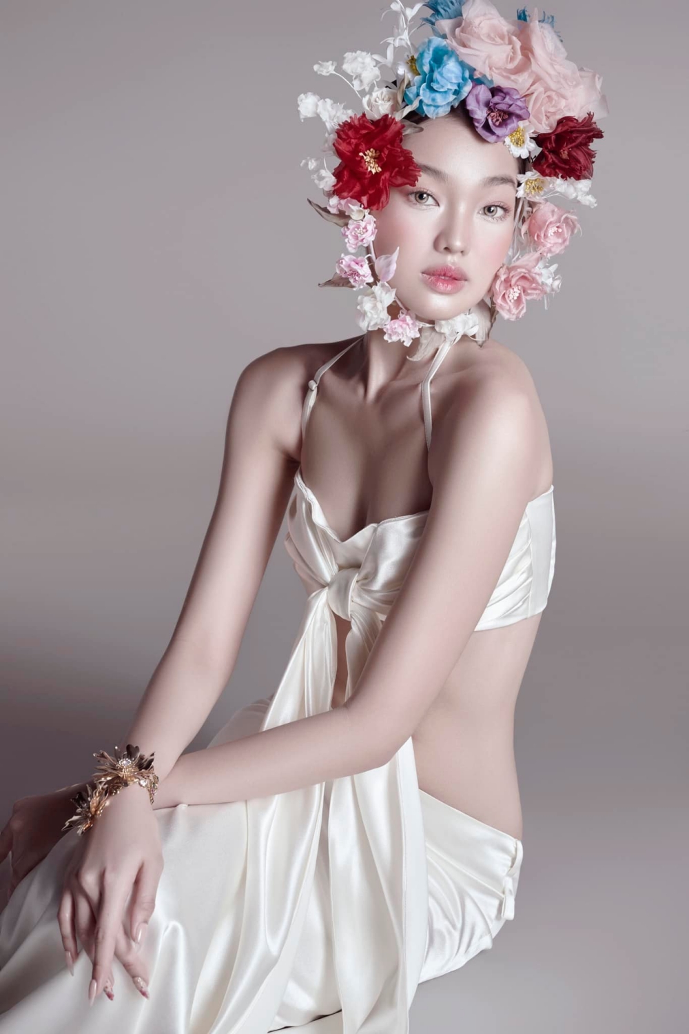 Nhan sắc xinh đẹp của ma nữ mới tham gia màn ảnh Việt