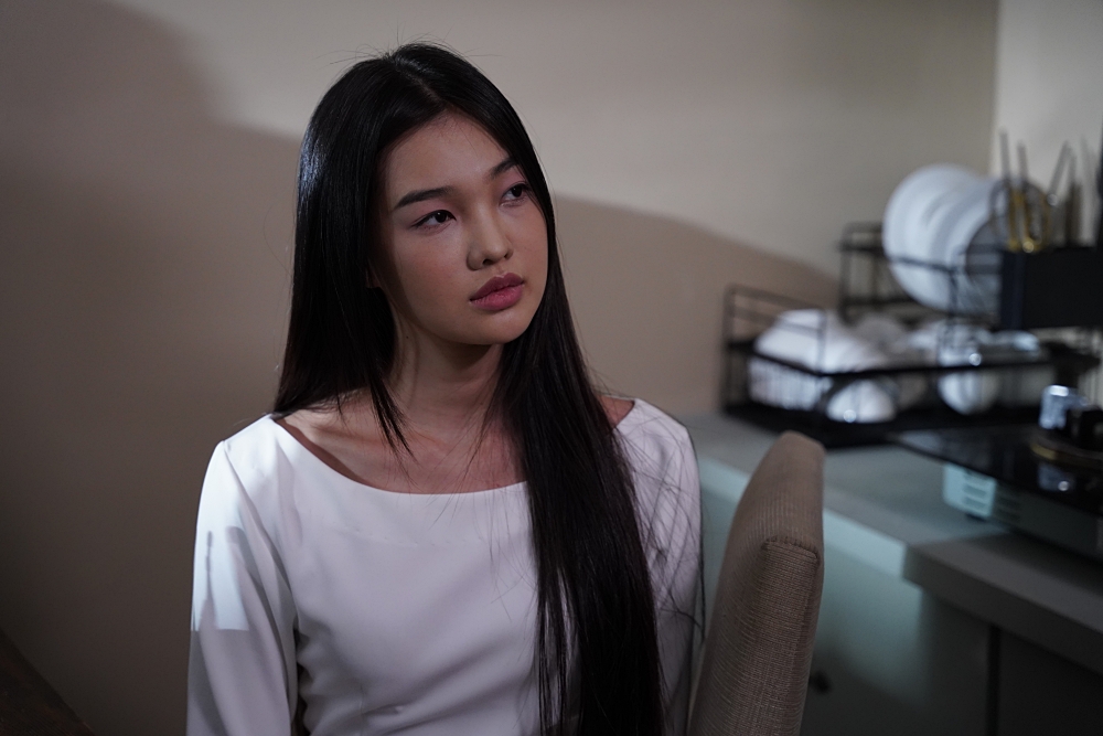 Nhan sắc xinh đẹp của ma nữ mới tham gia màn ảnh Việt