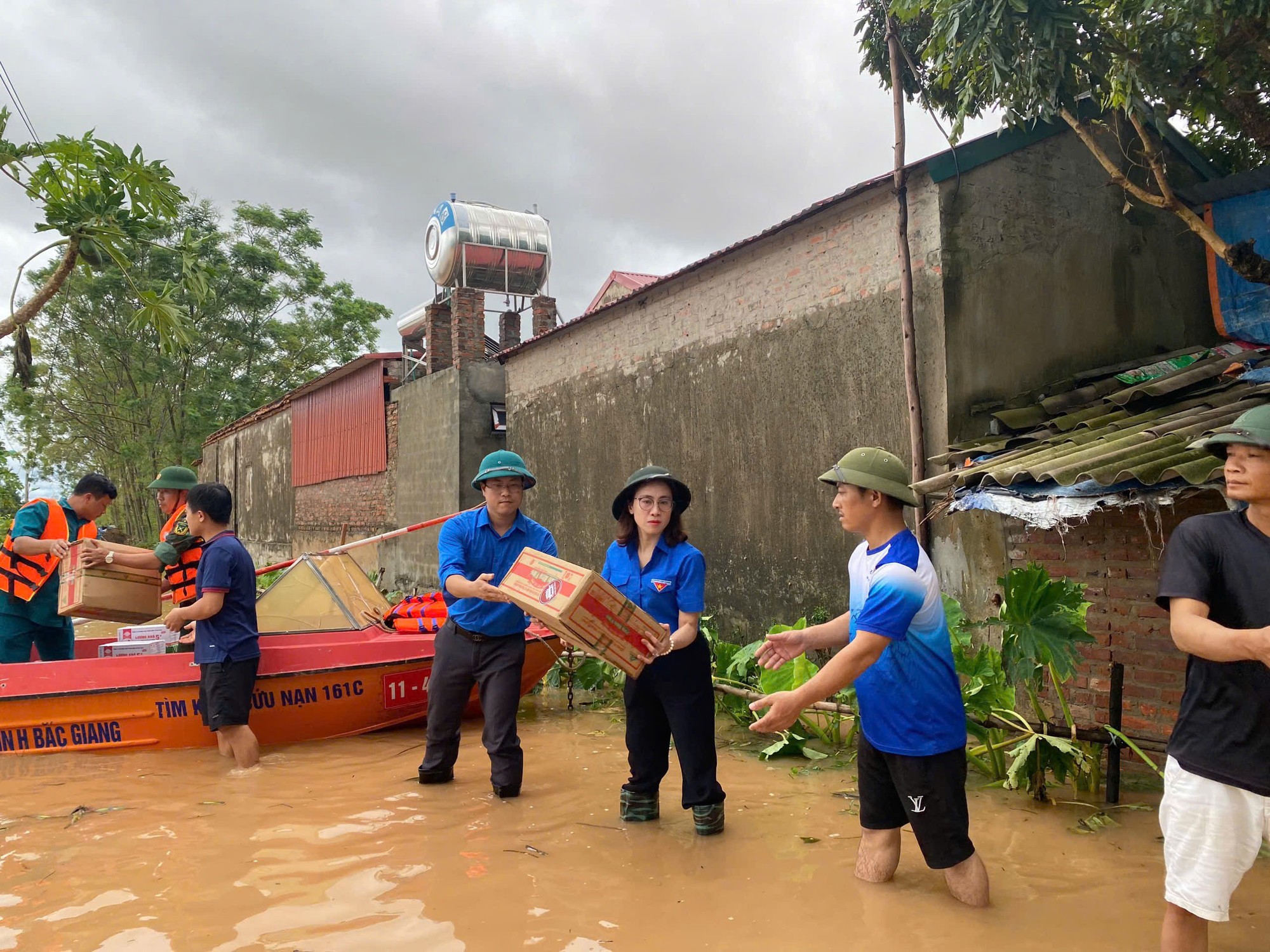 Không để người dân bị màn trời chiếu đất từ chỉ đạo khẩn của Chính phủ đến trách nhiệm hành động của cả hệ thống