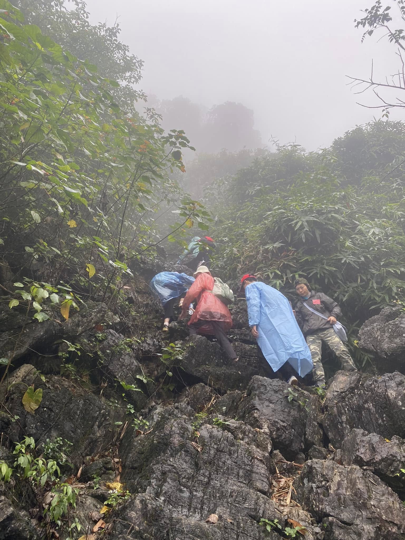 Hiểm hoạ đằng sau những tour trekking giá rẻ