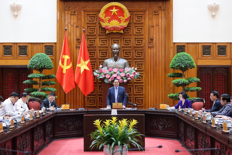 Chủ động đáp ứng đủ nhu cầu năng lượng, xăng dầu cho sản xuất, kinh doanh và tiêu dùng