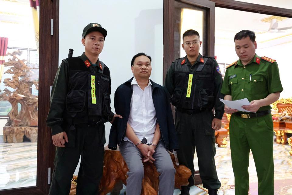 Công an tỉnh Phú Thọ phá chuyên án đặc biệt lớn, bắt giữ nhiều giám đốc