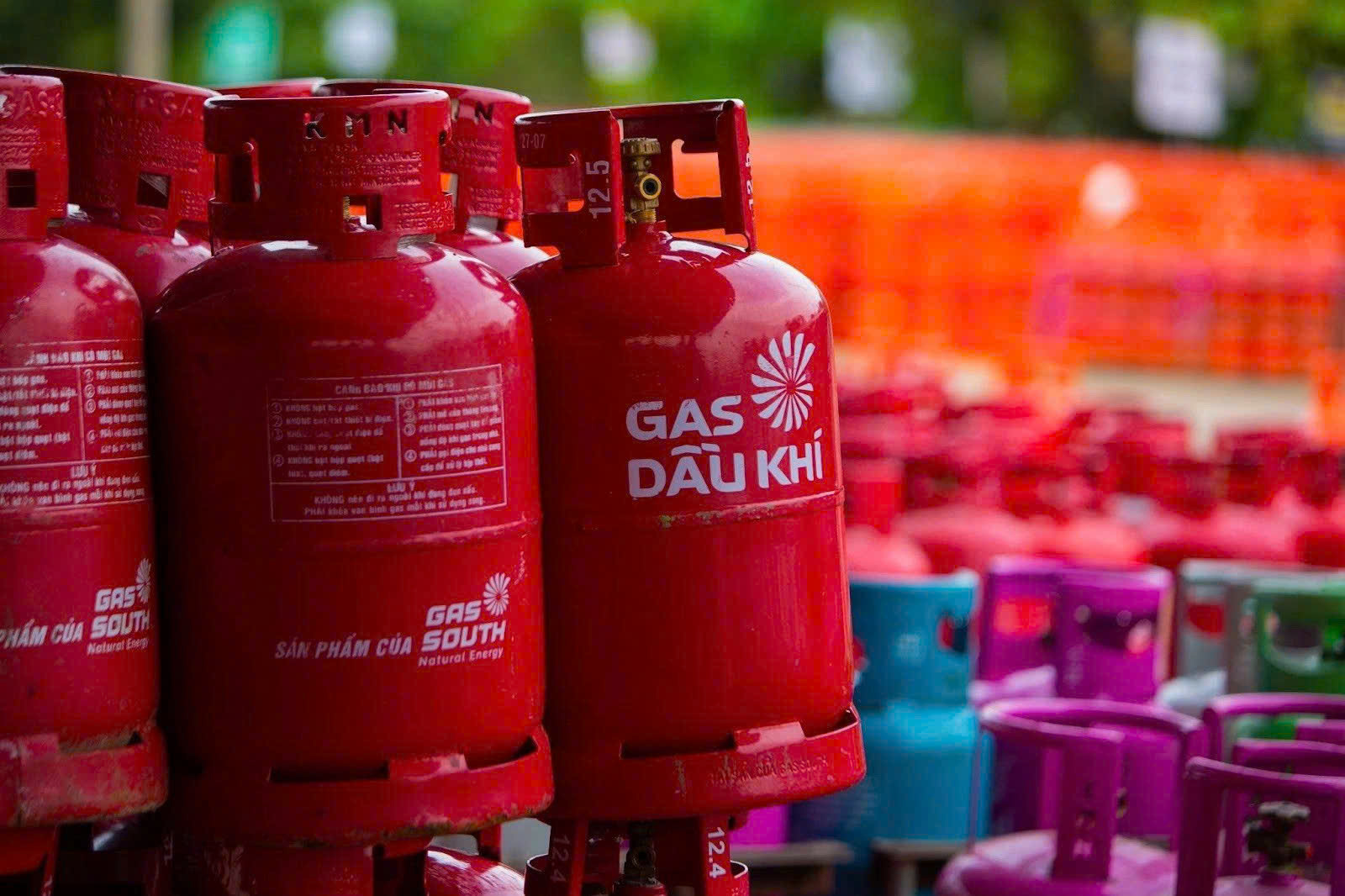 Giá gas vượt 650.000 đồng/bình 12kg: Doanh nghiệp liên tục điều chỉnh theo biến động thế giới