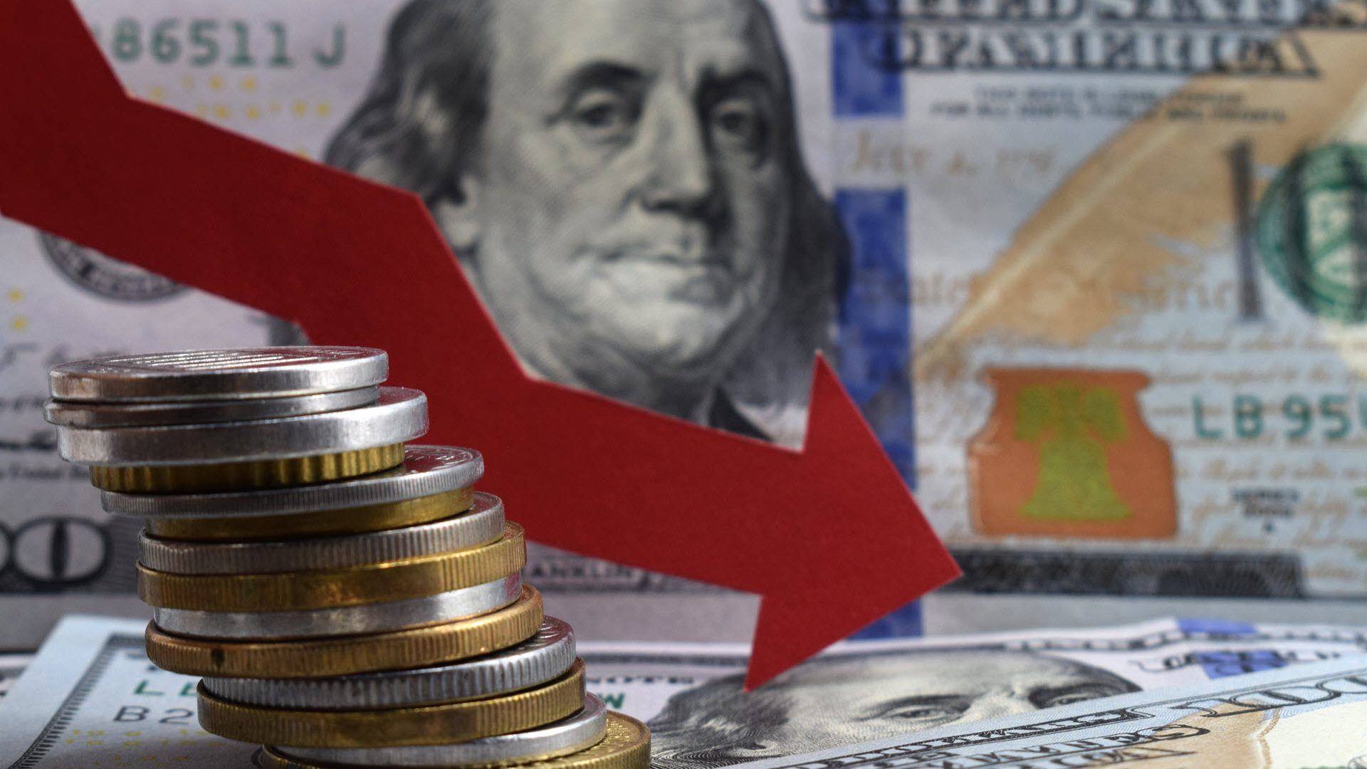 Tỷ giá ngoại tệ hôm nay 9/4: Đồng USD rơi xuống mức thấp nhất một tháng