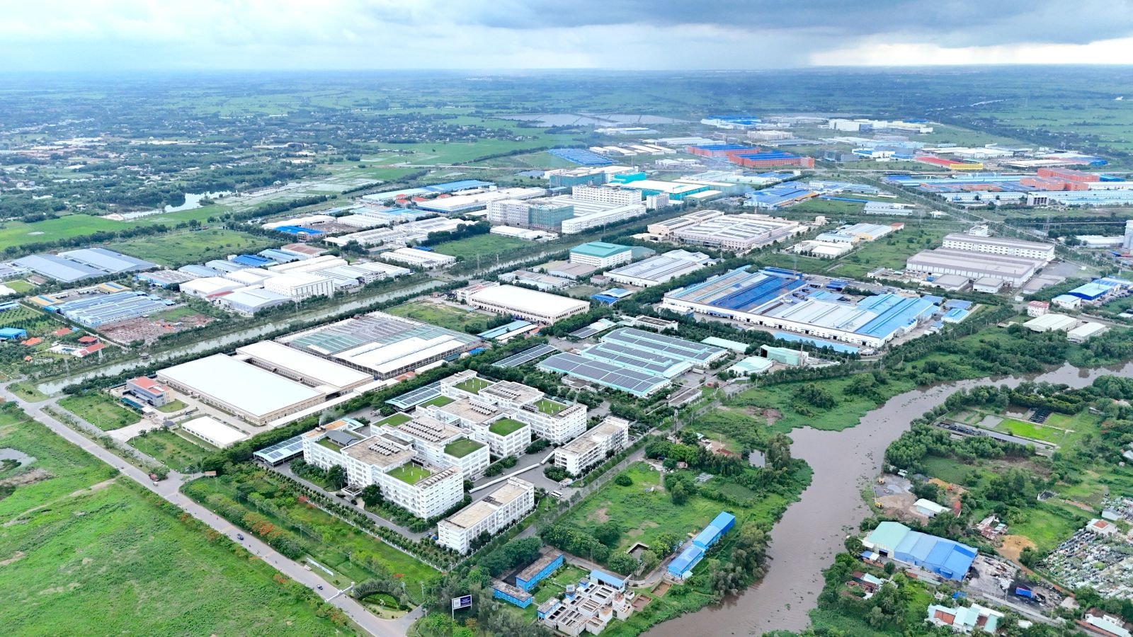 Tây Ninh tăng trưởng ấn tượng quý I/2026, GRDP đạt 9,51% nhờ công nghiệp và dịch vụ khởi sắc