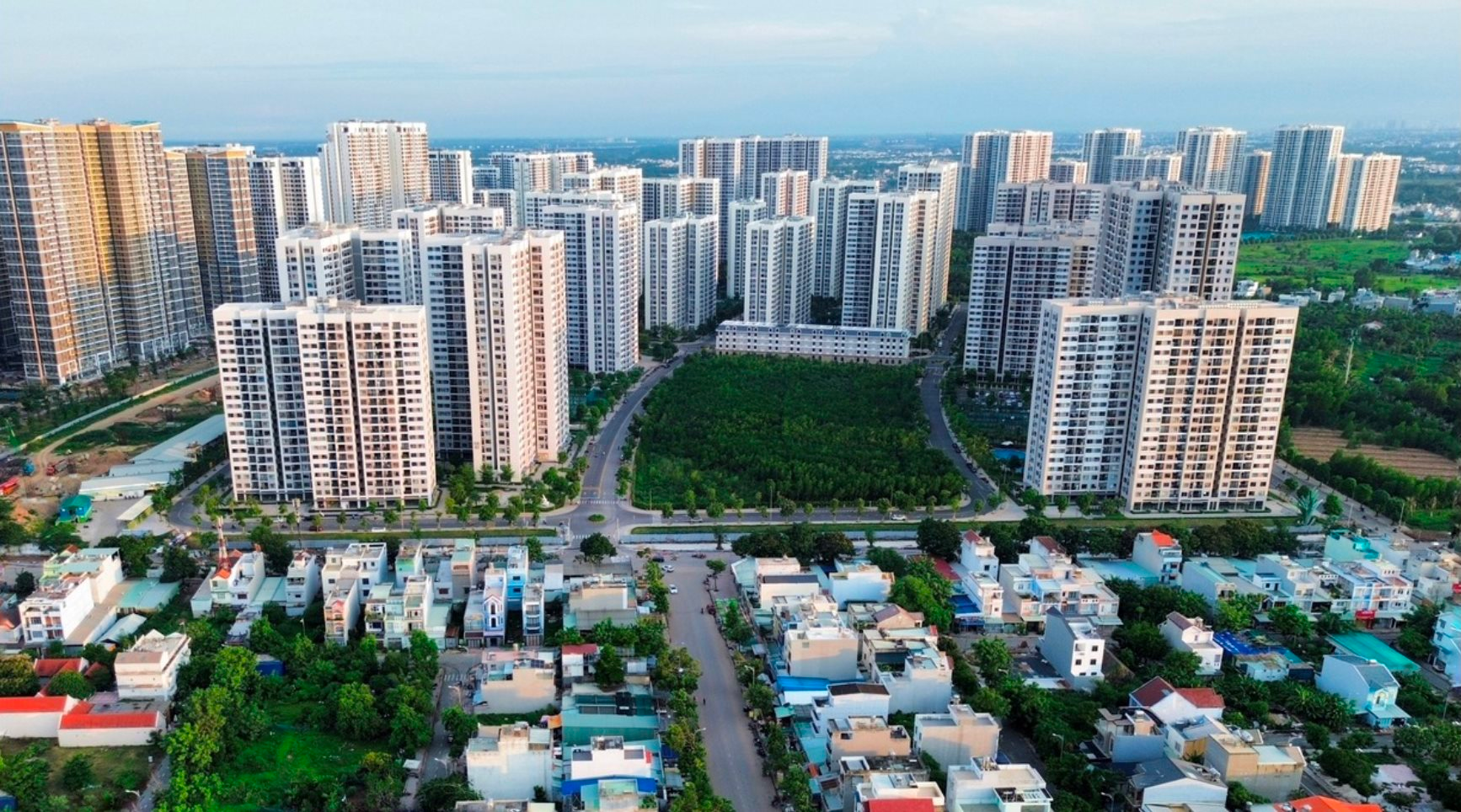 Tín dụng bất động sản tăng 43%, ưu tiên nhu cầu ở thực