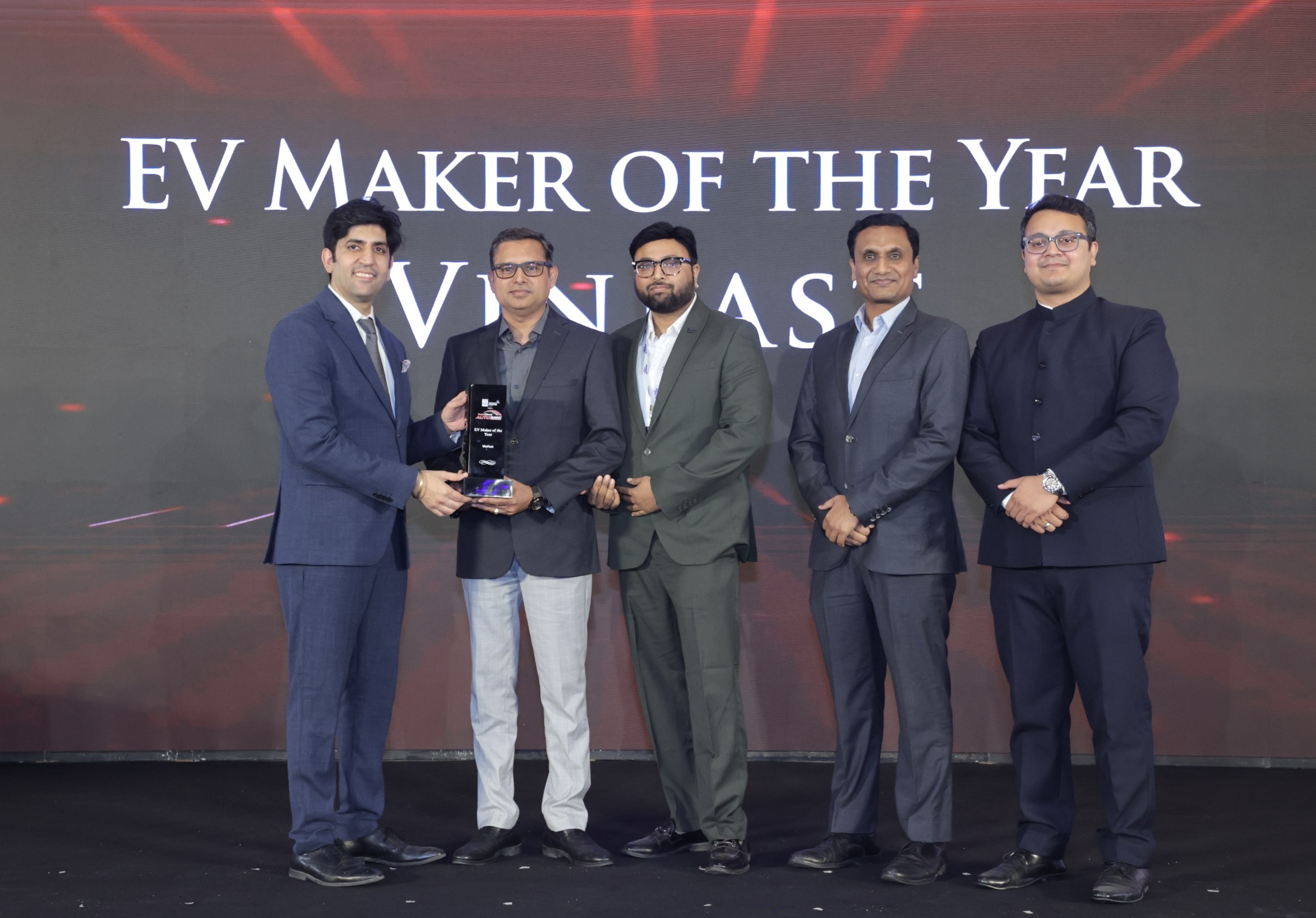 VinFast được vinh danh “Nhà sản xuất xe điện của năm” tại Times Drive Auto Summit & Awards 2026