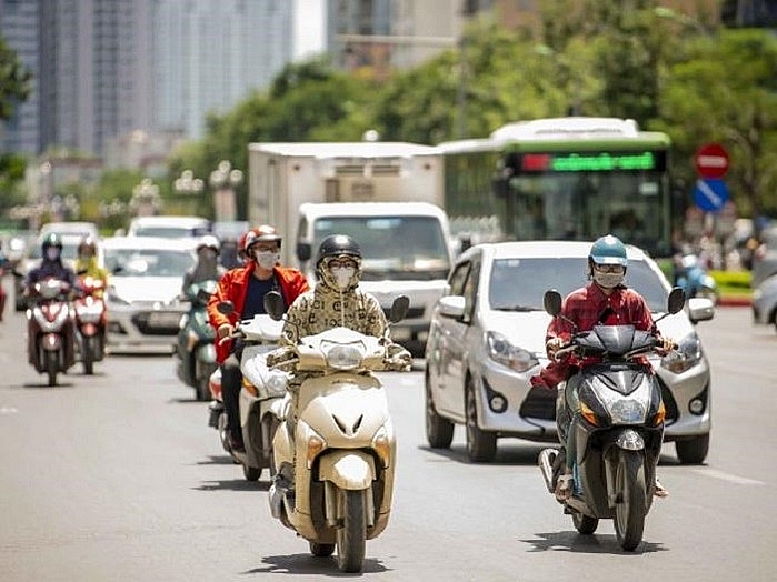 Thời tiết hôm nay 13/5: Hà Nội nắng nóng 35 độ, Bắc Bộ có mưa dông cục bộ
