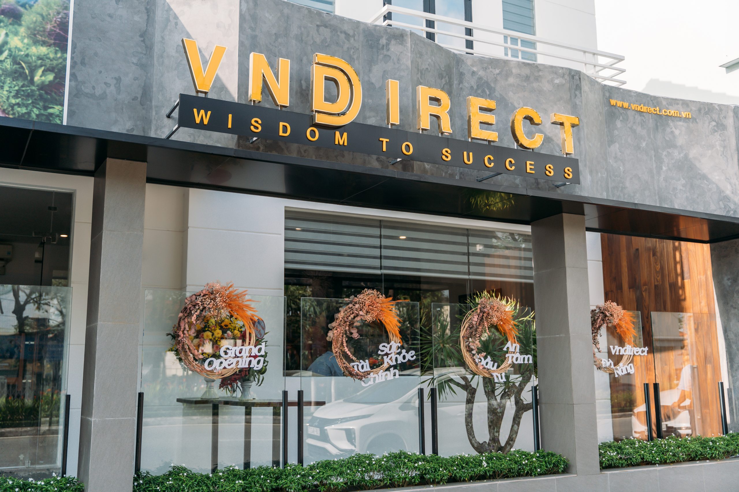 VNDirect (VND) chi hơn 760 tỷ đồng trả cổ tức tiền mặt, Chủ tịch Phạm Minh Hương nhận khoảng 22 tỷ đồng