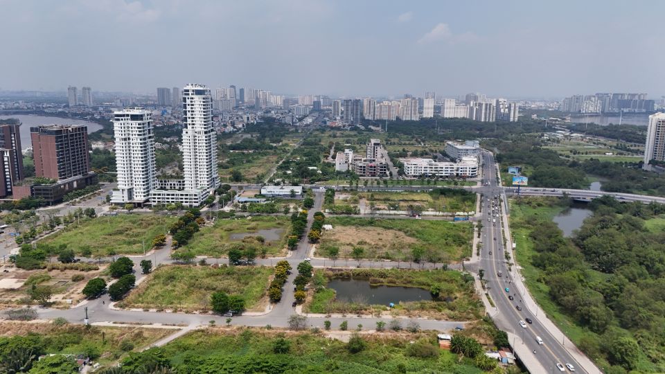 TP.HCM kiện toàn Tổ công tác đặc biệt, tăng tốc xử lý dự án tồn đọng