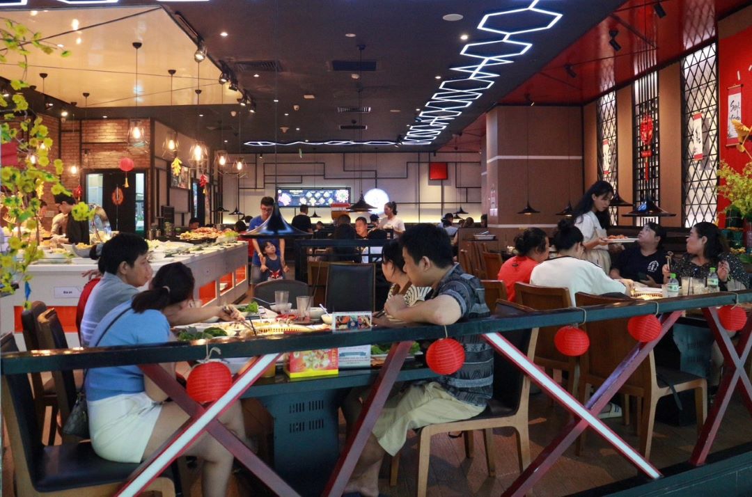 Thị trường F&B Việt Nam bước vào cuộc đua mới: Khoảng cách giữa nhóm dẫn đầu và phần còn lại ngày càng lớn