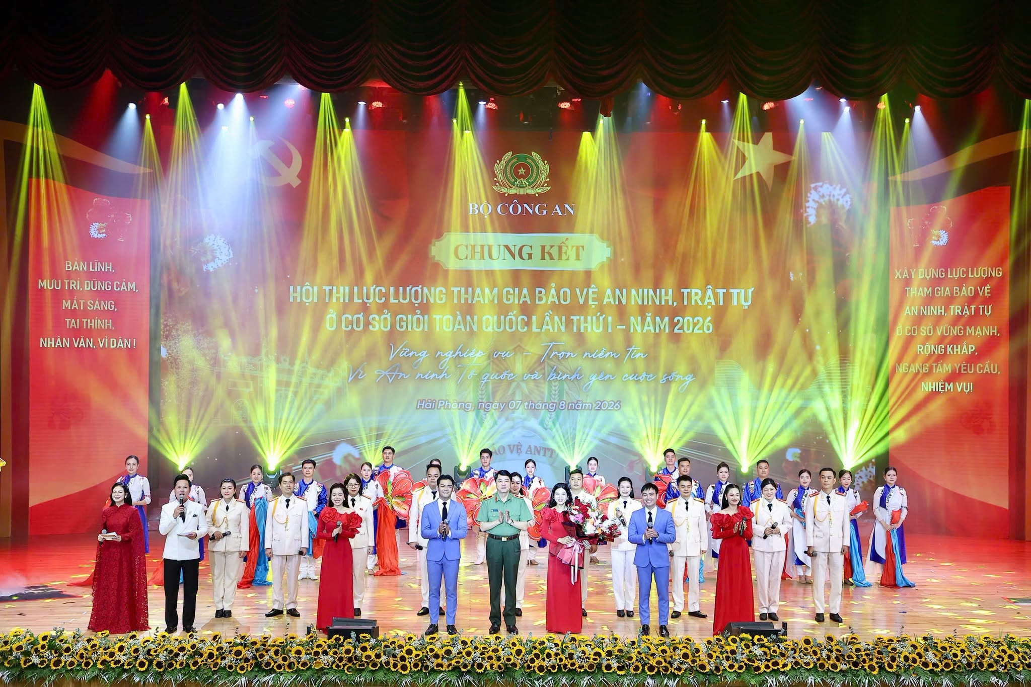 Muốn giữ vững an ninh quốc gia, phải bắt đầu từ cơ sở