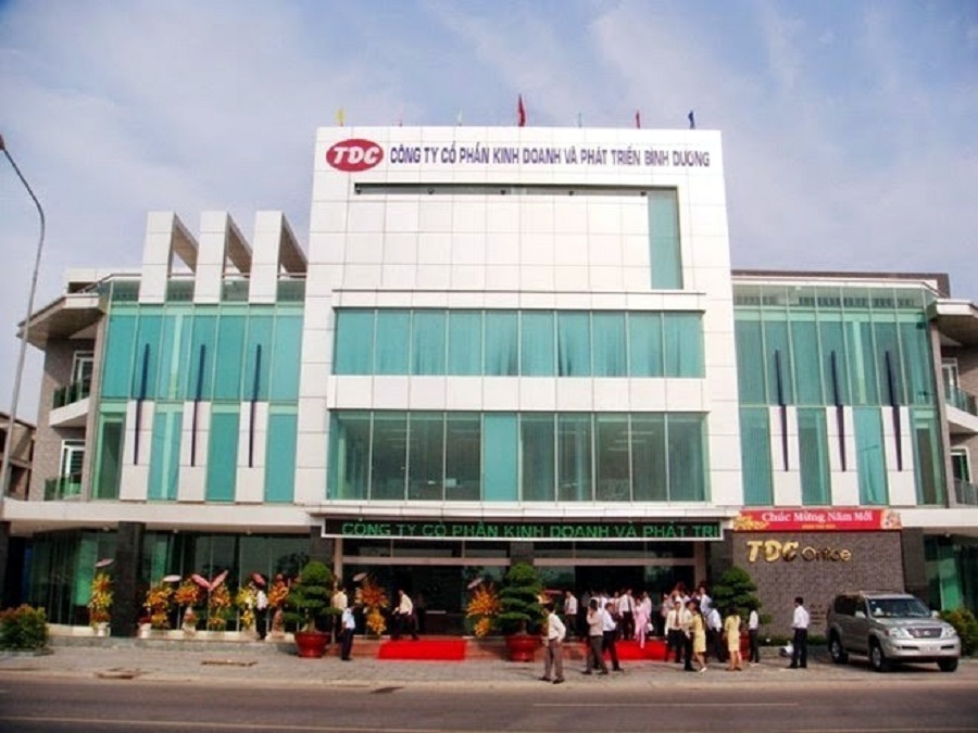 Người nhà lãnh đạo Becamex TDC đăng ký mua 1 triệu cổ phiếu, lợi nhuận quý II giảm gần 95%