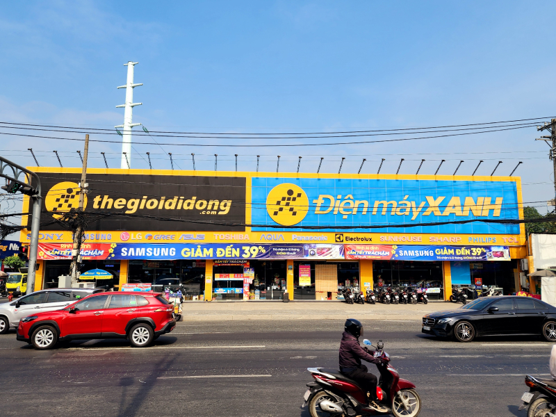 Cổ phiếu tiêu dùng, bán lẻ trong năm đầu lên sàn: Có mã tăng hơn 200%, nhiều mã mất quá nửa giá trị