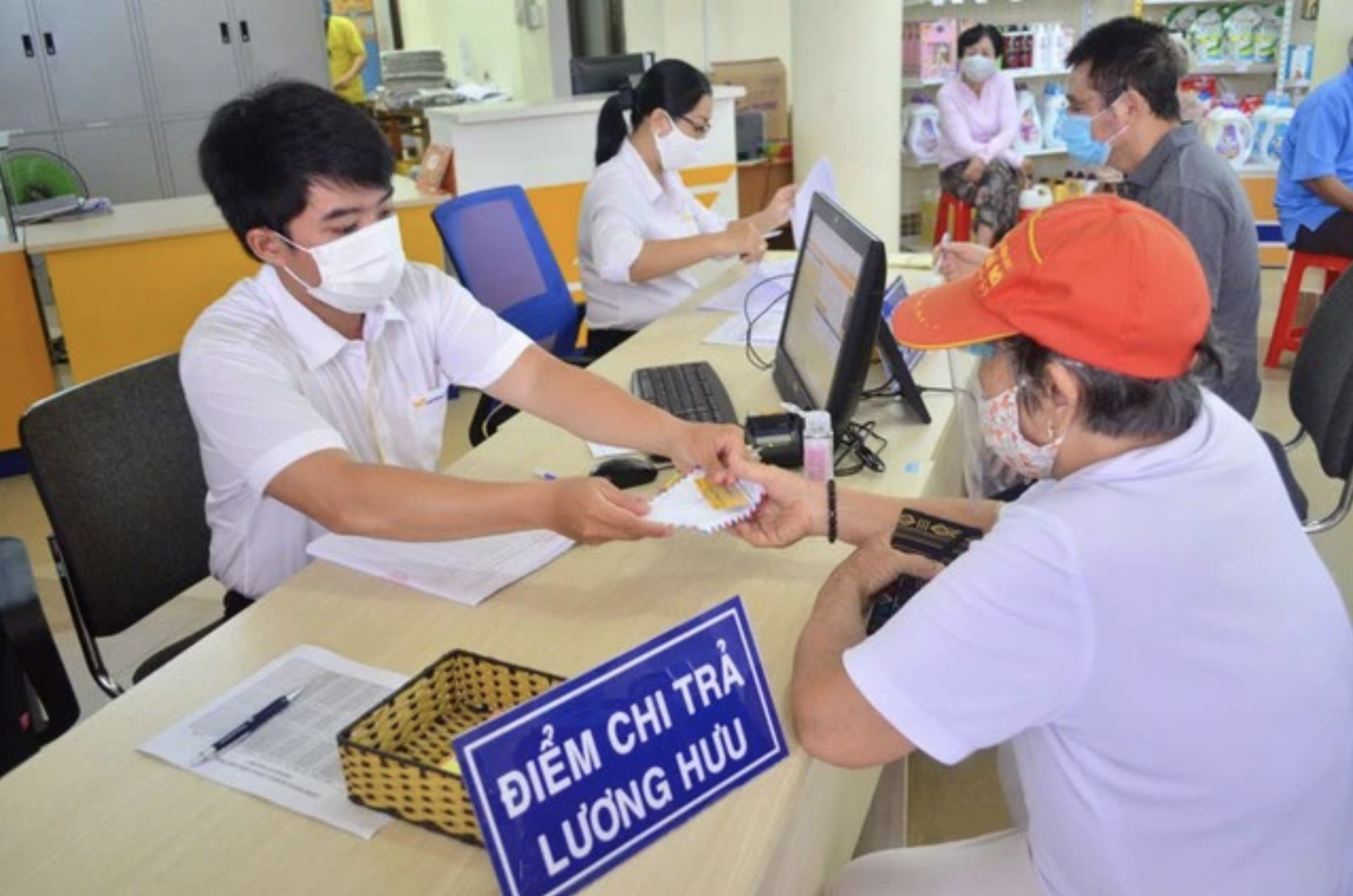 Nghỉ Quốc khánh 5 ngày, lịch nhận lương hưu tháng 9 thay đổi