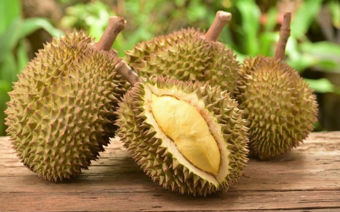 Giá sầu riêng hôm nay 30/8: Sầu Thái loại A giữ mức cao 80.000 đồng/kg