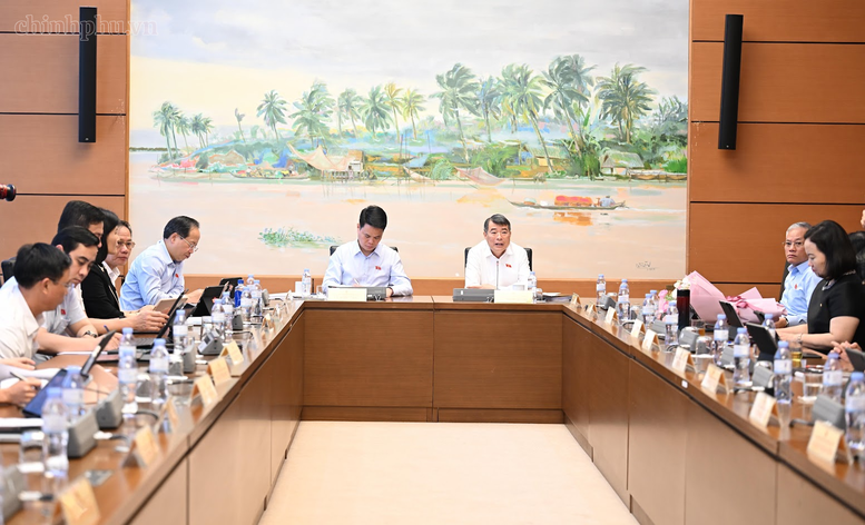 Không để giá nhà ở xã hội, nhà ở cho thuê tăng đột biến, vô lý