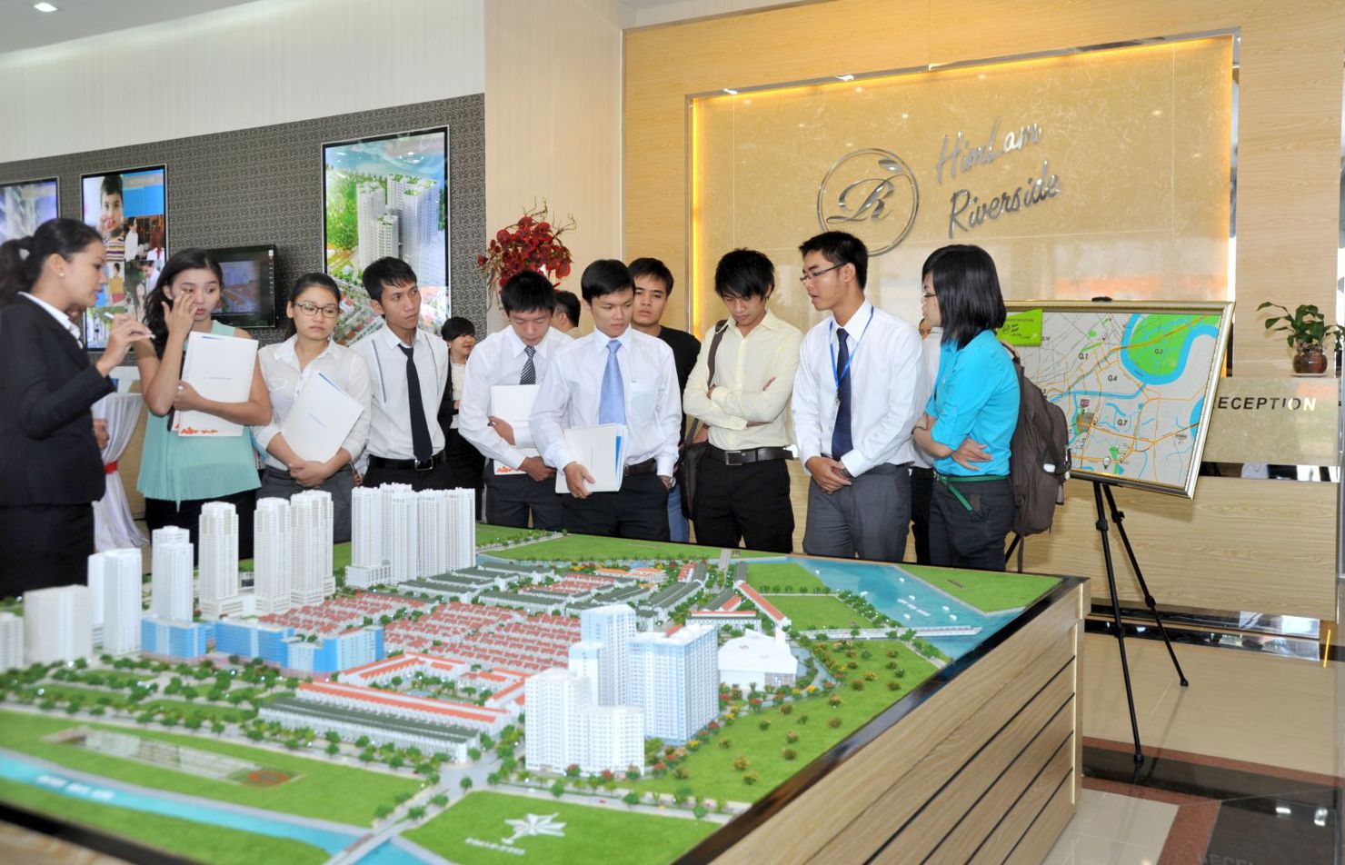 Bất động sản cuối năm 2026: Giảm lãi vay chưa đủ sức phá thế giằng co